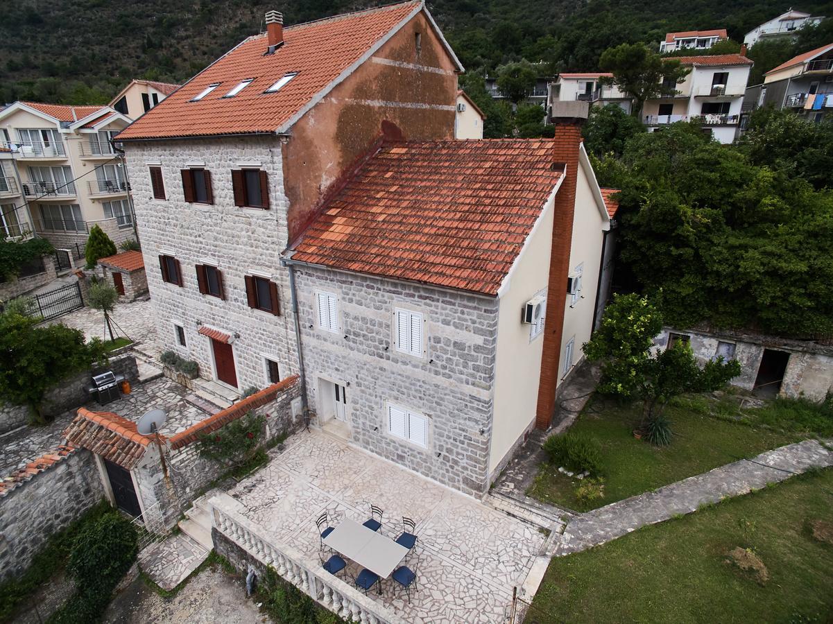 Garden Vista Stone House Villa โกตอร์ ภายนอก รูปภาพ